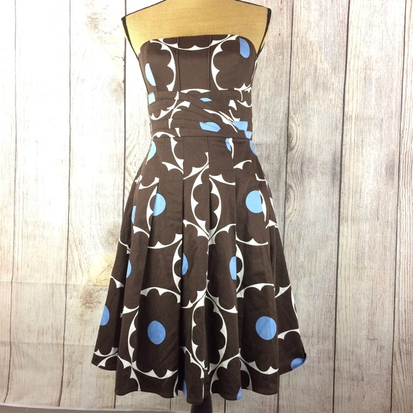 Kay Unger Dresses & Skirts - Kay Unger Strapless Fit & Flare Dress Sz 6